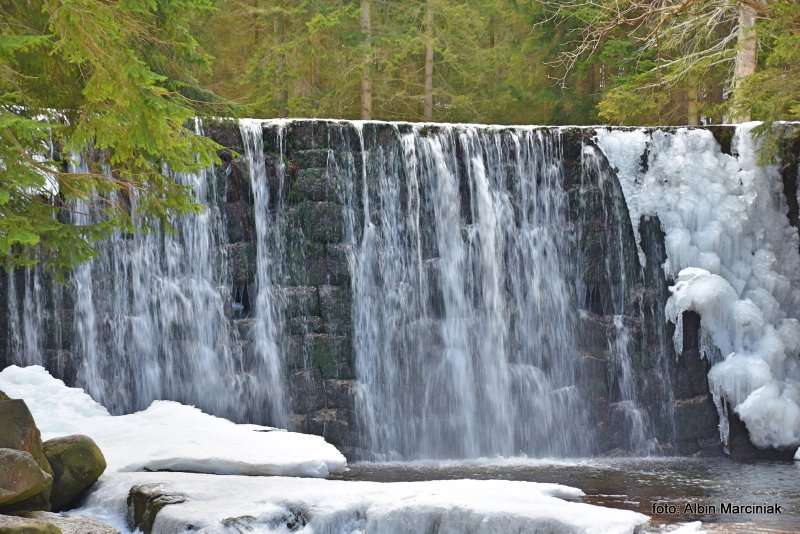 Dziki wodospad na Łomnicy w KARPACZU 2