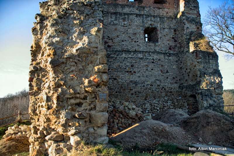  Zamek w Melsztynie 11