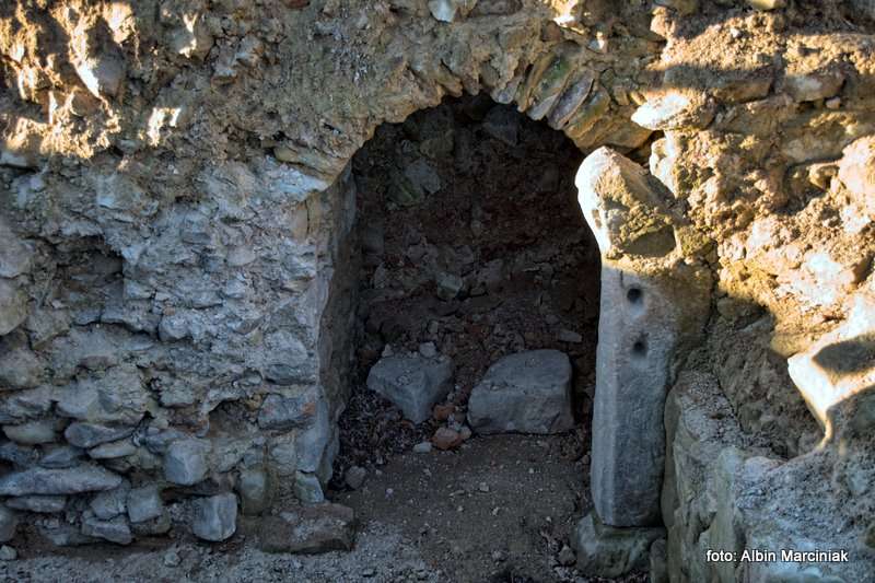  Zamek w Melsztynie 12