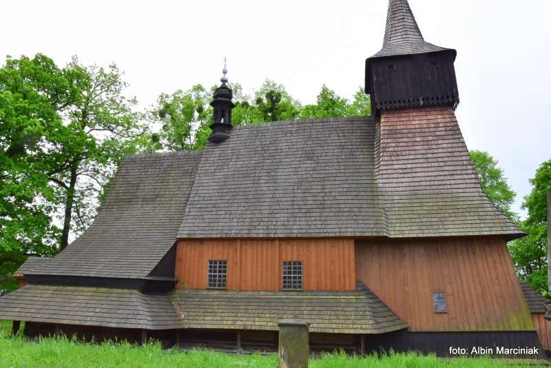 Kosciol Andrzeja Apostola z XVI w w Osieku 11