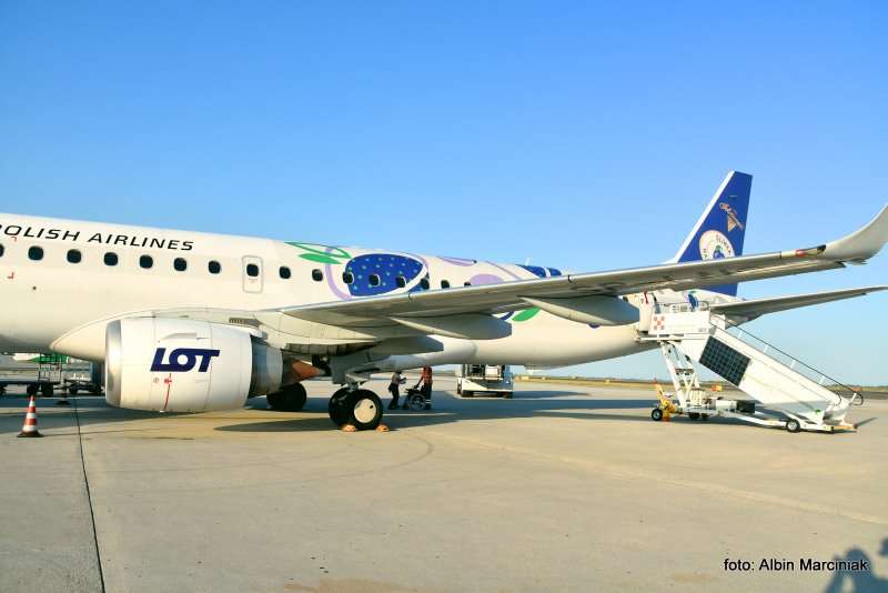 Lotnisko Wenecja Italia samolot LOT 3