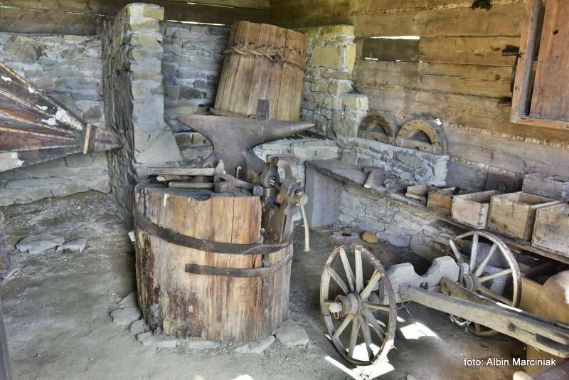 Skansen na Studzionkach Muzeum w Ochotnicy Górnej 13