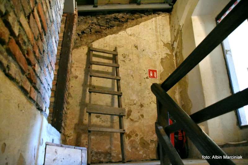 Zamek Grodno Zagorze Slaskie 6