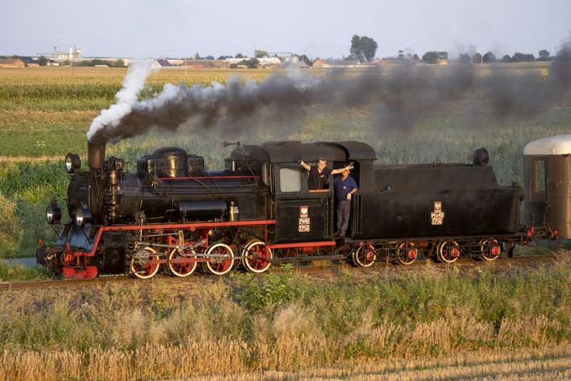 Sredzka Kolej Powiatowa waskotorowa 2 1