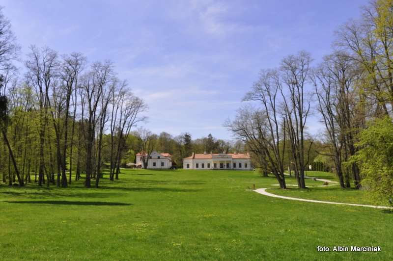 Dworek Ignacego Paderewskiego w Kąśnej Dolnej 9