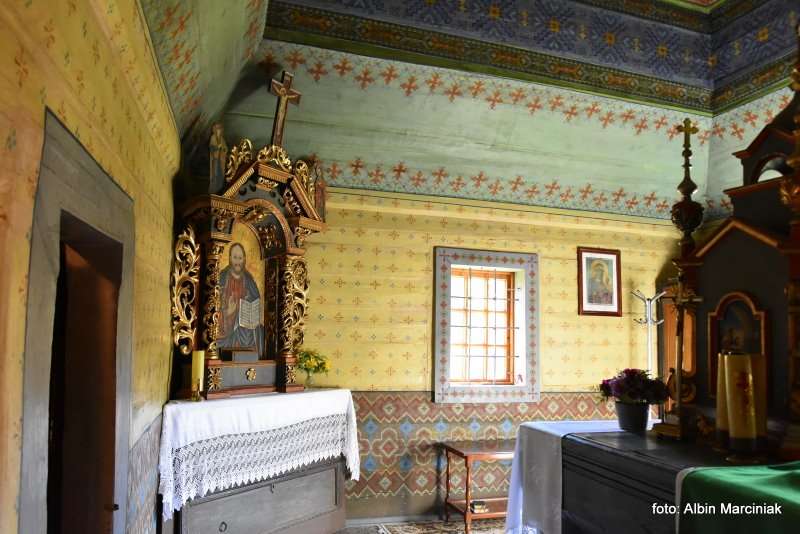 Cerkiew grekokatolicka Owczary Unesco Malopolska Polska zabytkowy kosciol drewniany 4