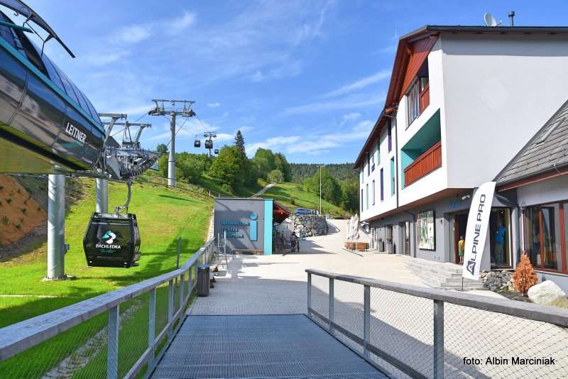 wieża widokowa ścieżka w koronach Słowacja 6