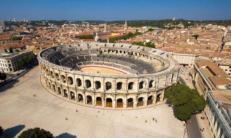 5 NIMES Arenes foto Laurent Bourdereaux